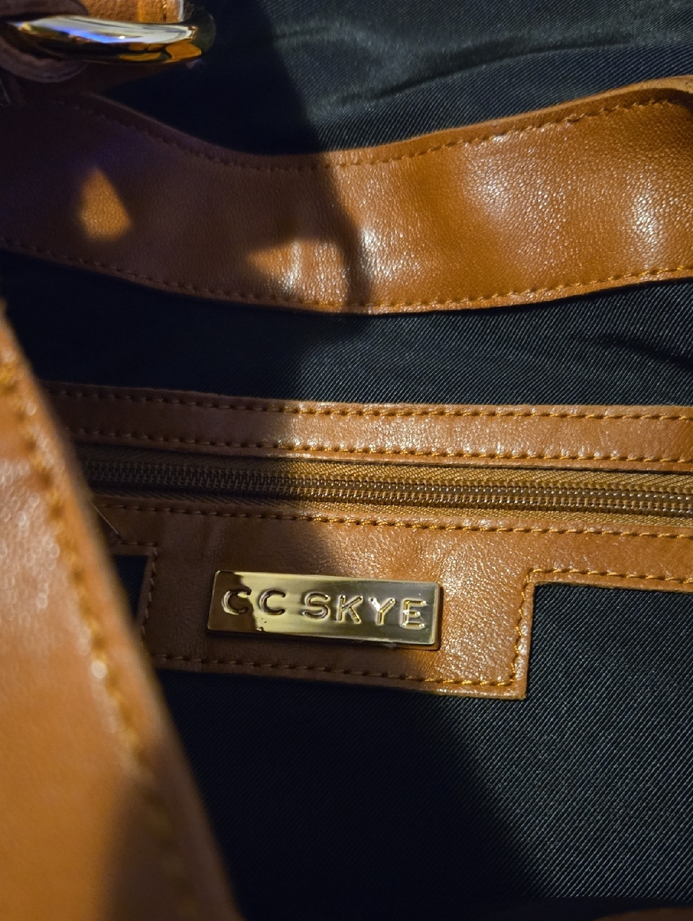 CC Skye Fringe Leather Crossbody Shoulder Bag - Tan - Picture 4 of 8